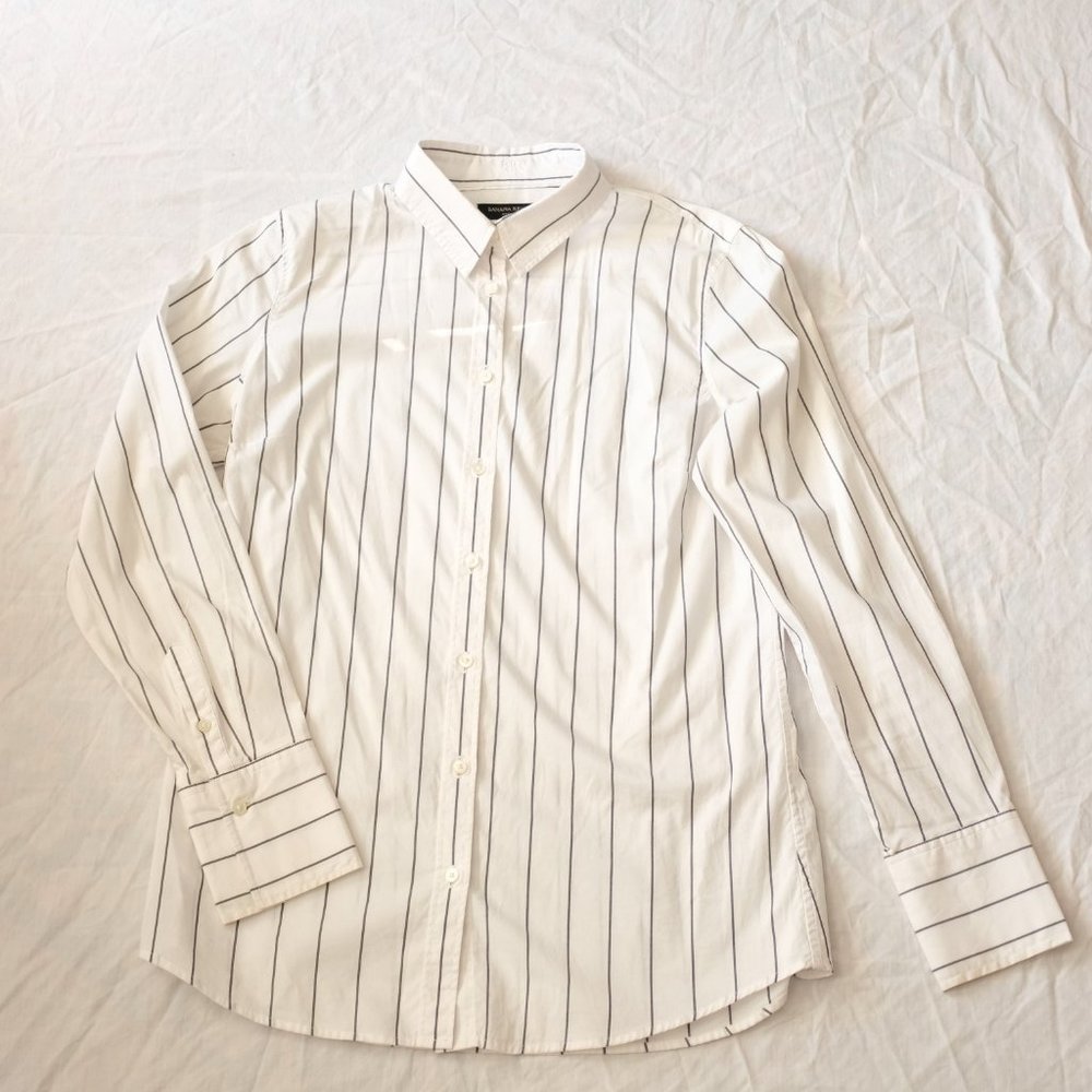 Banana Republic Fitted Button- Down Shirt